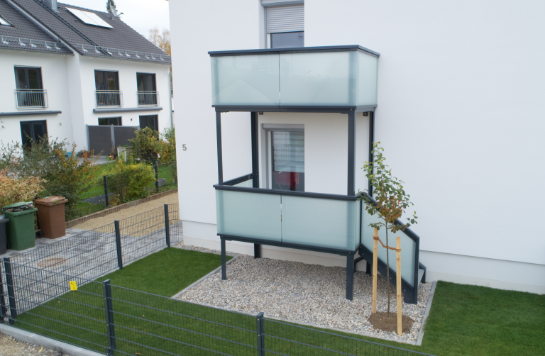 Balkon mit Gartentreppe in Augsburg